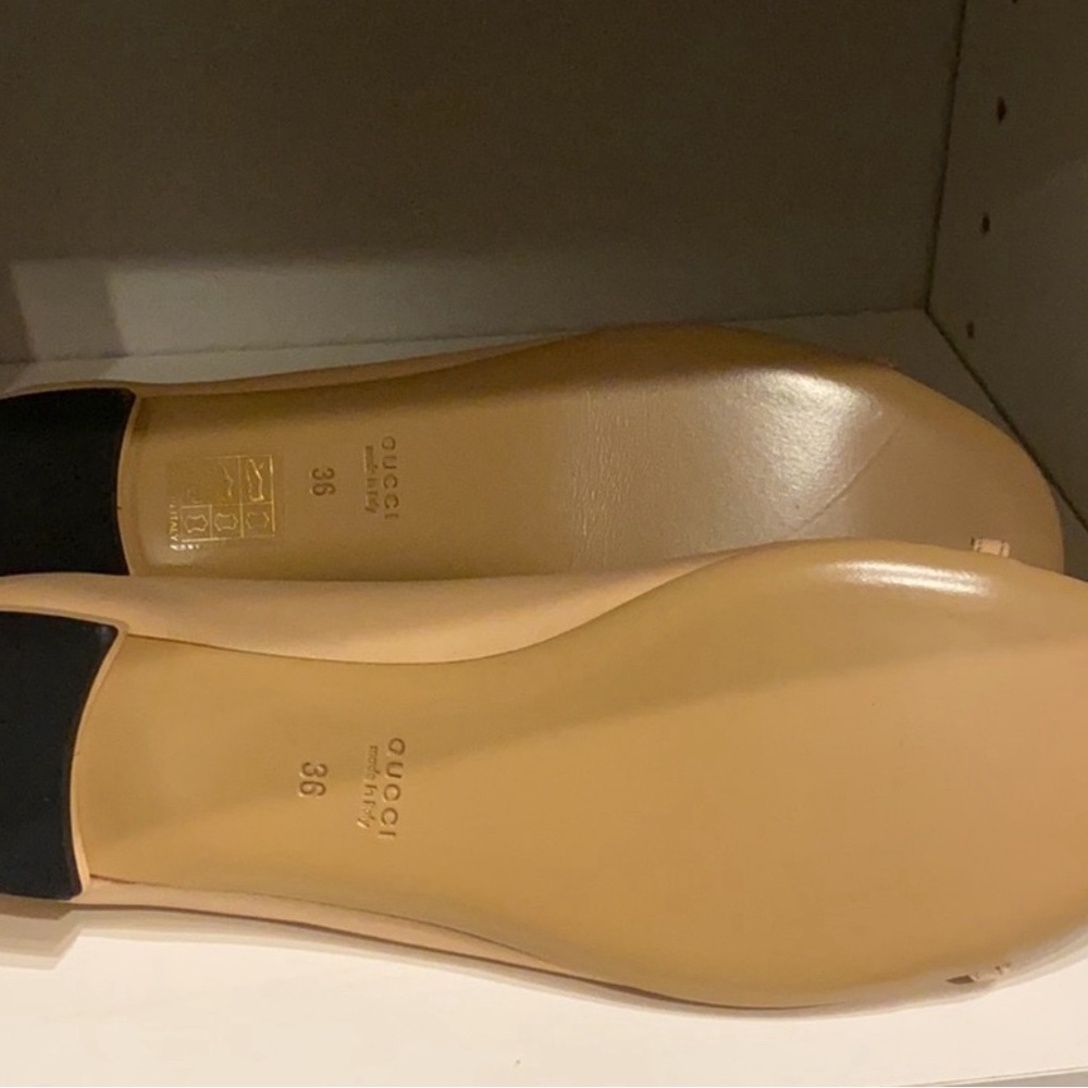 GUCCI TAN FLATS - Picture 11 of 11